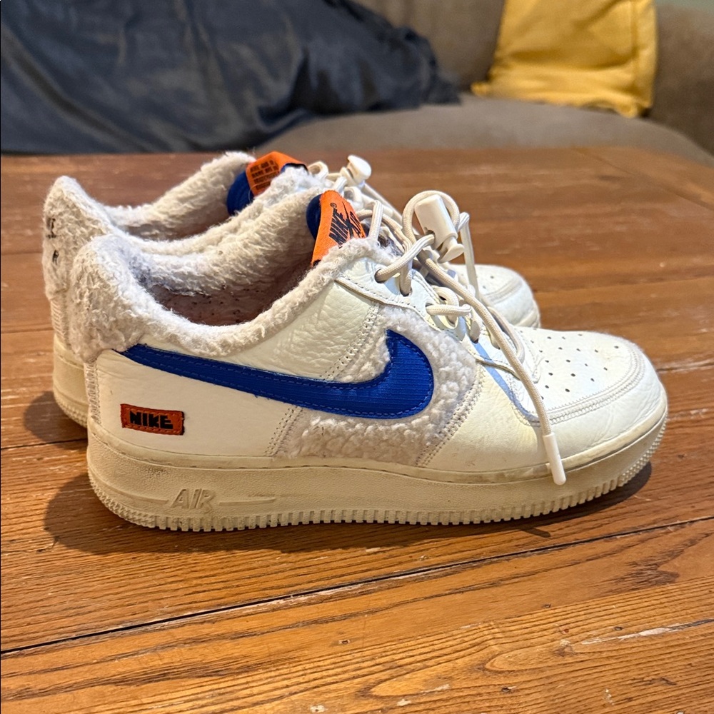 The Nike Air Force 1 Low '07 "Sherpa Fleece" - Picture 6 of 7